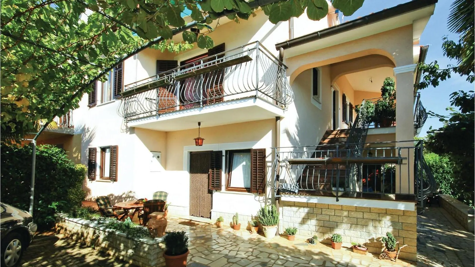 Stunning Apartment In Porec With Kitchen Nova Vas  Hırvatistan
